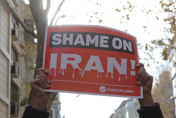 Katil İran Suriye'den Defol! 2