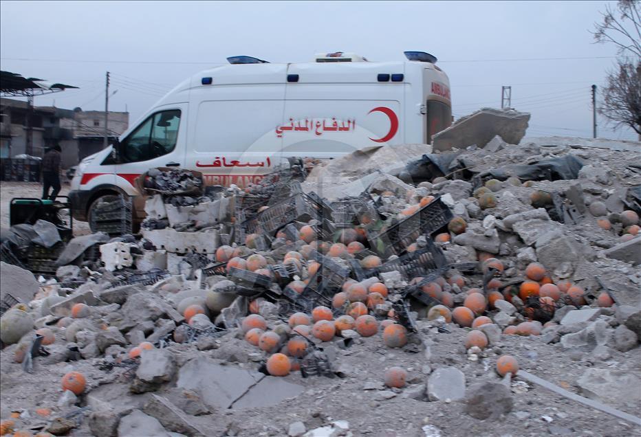 Esed Güçleri İdlib’e Saldırdı: 10 Sivil Hayatını Kaybetti! 2
