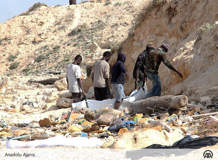 Onlarca Göçmenin Cansız Bedeni Libya Kıyılarına Vurdu! 3