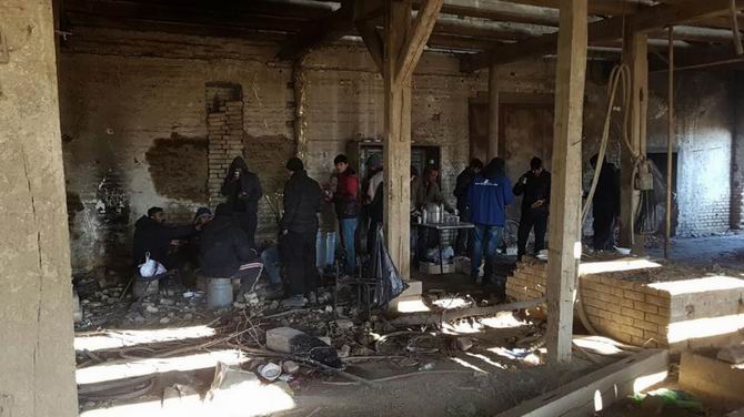 Macaristan ve Sırbistan’daki Mülteci Kamplarına Yolculuk 21