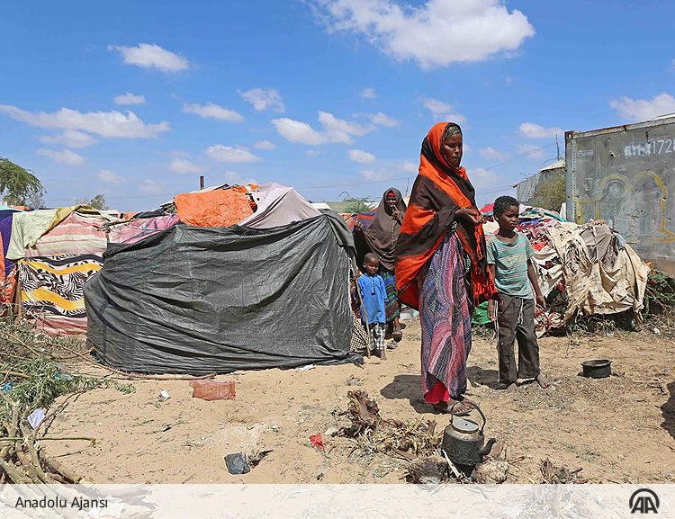 Somali’de Aşırı Kuraklık Hayatı Tehdit Ediyor! 5