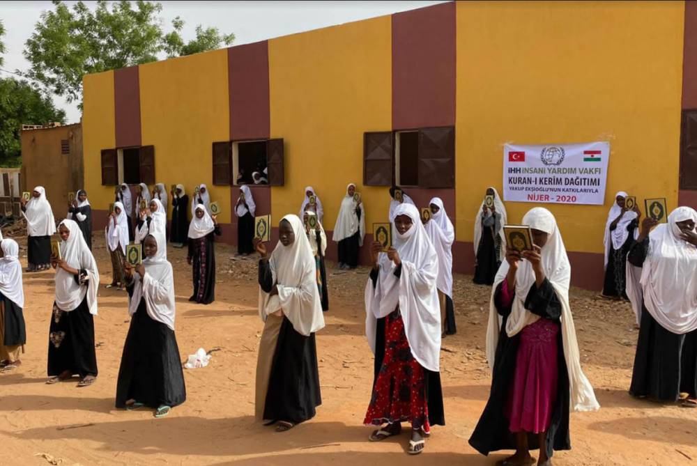 İHH'dan 2020’de 7 ülkeye 25 bin Kur'an-ı Kerim 9