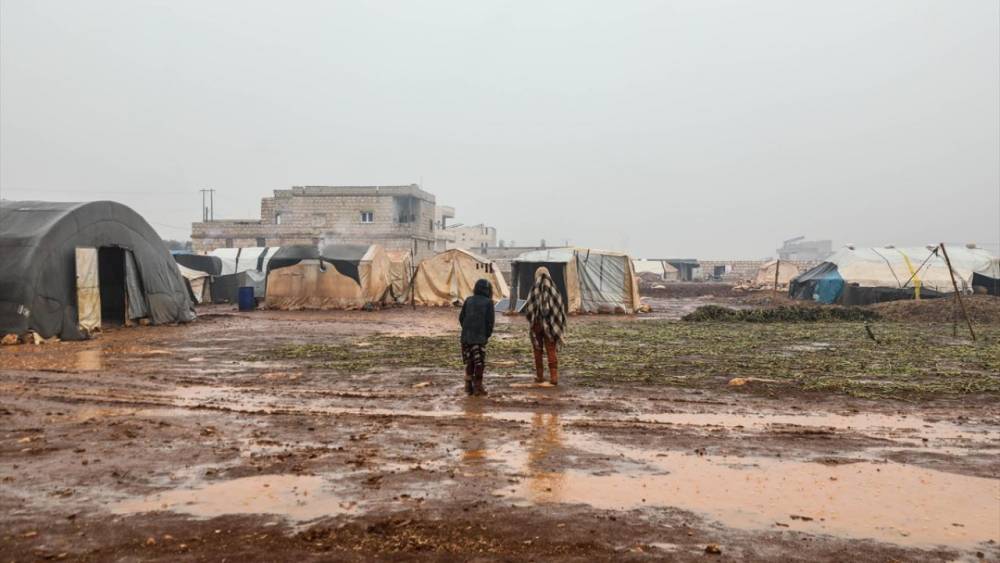 İdlib'de sağanak: Çadır kamplar su altında kaldı 3
