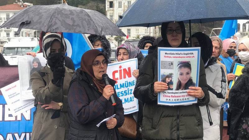 Çin’in Doğu Türkistanlı kadınlara yönelik zulümler İstanbul’da protesto  10