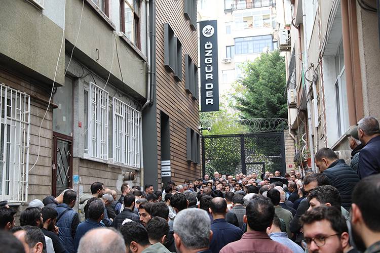 Özgür-Der'in yeni genel merkez binası açıldı 16