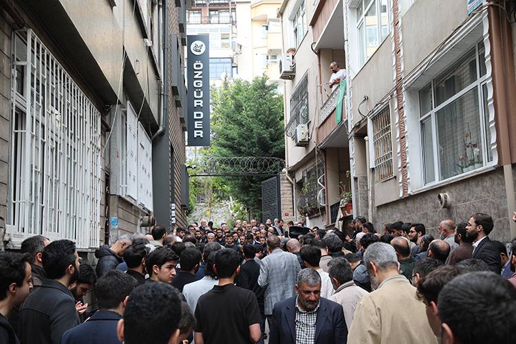 Özgür-Der'in yeni genel merkez binası açıldı 17