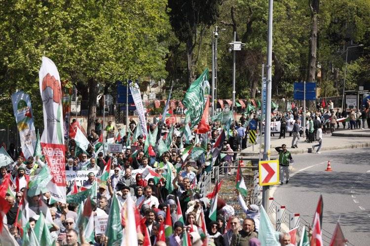 Binler, işgalin hamisi ABD konsolosluğuna yürüdü: Katil ABD Ortadoğudan  19