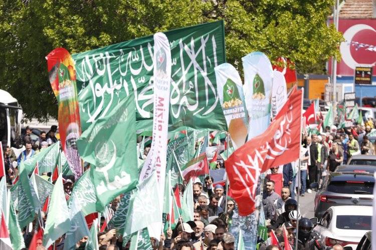 Binler, işgalin hamisi ABD konsolosluğuna yürüdü: Katil ABD Ortadoğudan  23