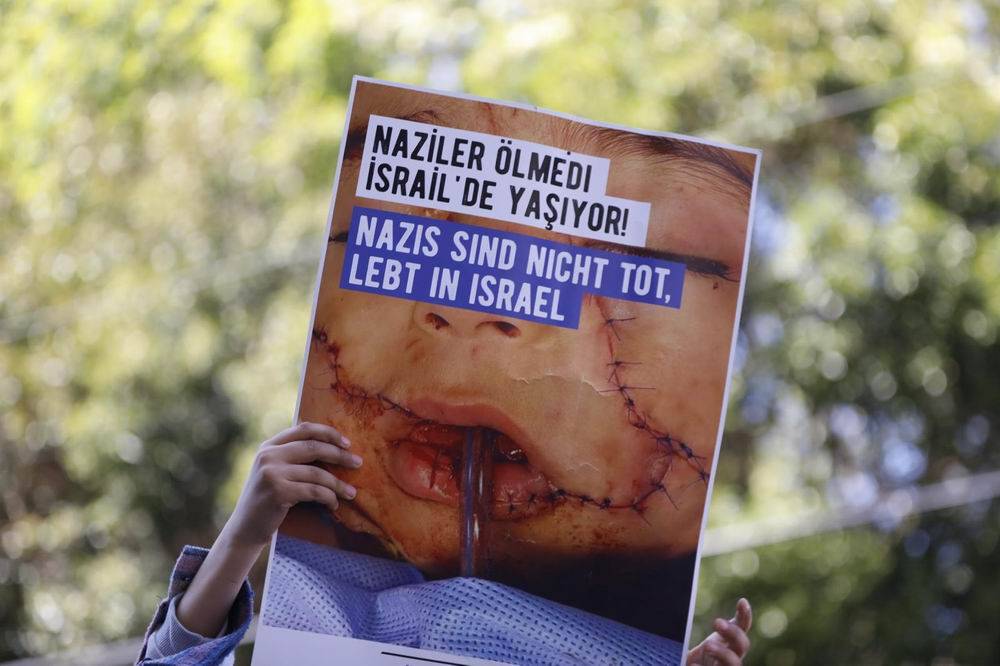 Onbinlerce Müslüman Gazze için Ayasofya'ya akın etti 17