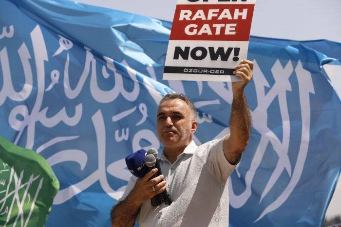 Mısır Konsolosluğu önünde Gazze dayanışması 3