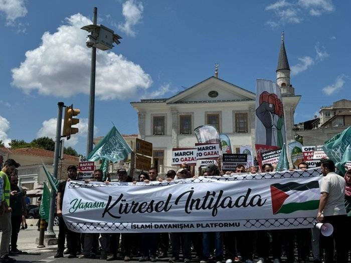 Mısır Konsolosluğu önünde Gazze dayanışması 7