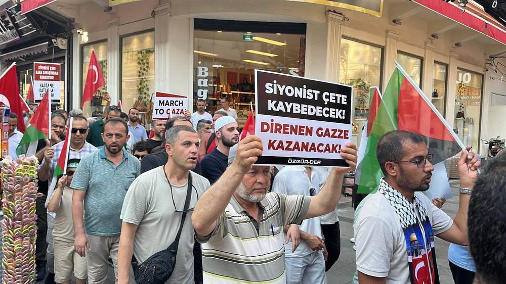 Antalya’da “Küresel Vicdan Yürüyüşü” gerçekleştirildi 2