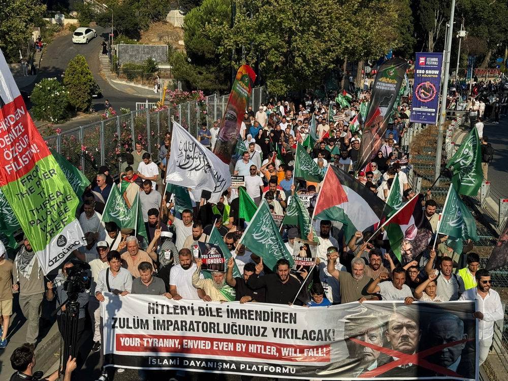 Müslümanlar, katil ABD’nin İstanbul konsolosluğuna yürüdü. 1