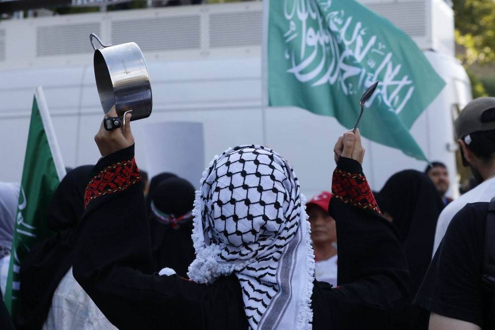 Müslümanlar, katil ABD’nin İstanbul konsolosluğuna yürüdü. 10