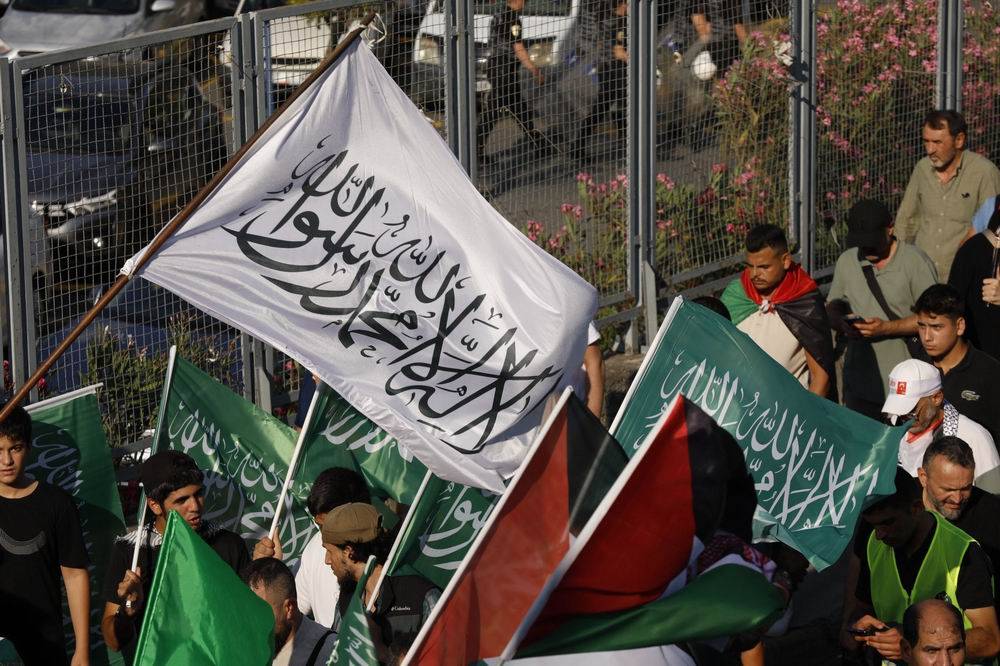 Müslümanlar, katil ABD’nin İstanbul konsolosluğuna yürüdü. 11