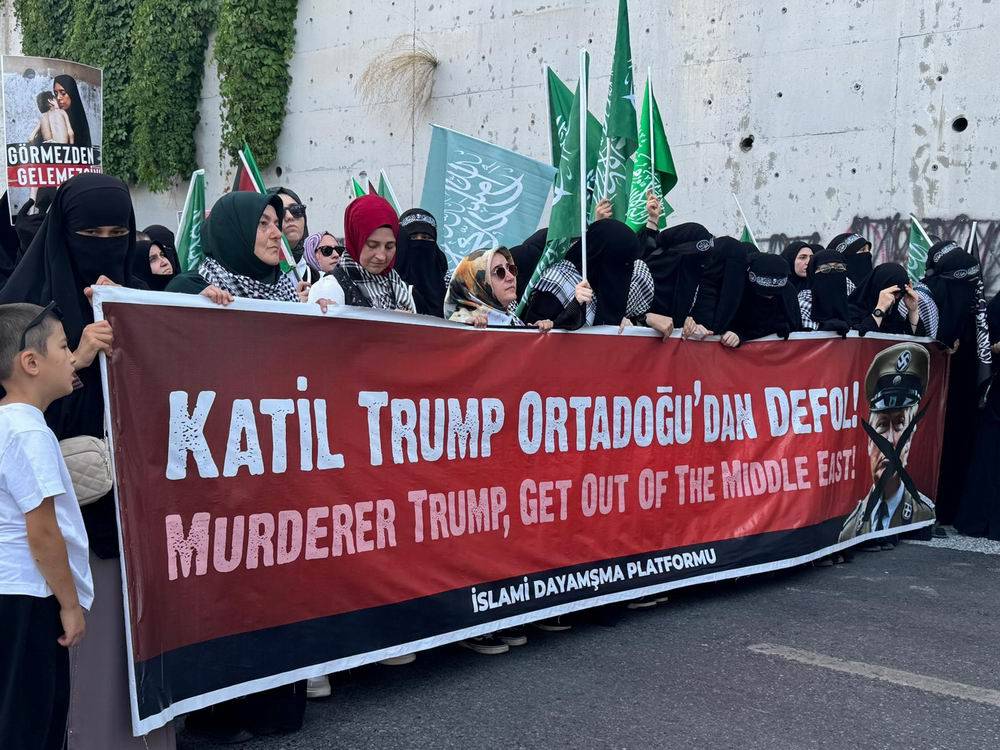 Müslümanlar, katil ABD’nin İstanbul konsolosluğuna yürüdü. 17