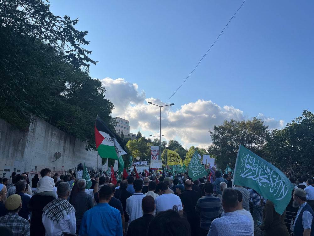 Müslümanlar, katil ABD’nin İstanbul konsolosluğuna yürüdü. 29