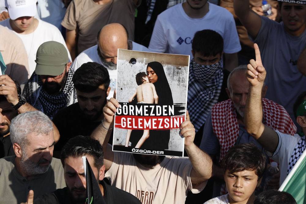 Müslümanlar, katil ABD’nin İstanbul konsolosluğuna yürüdü. 4