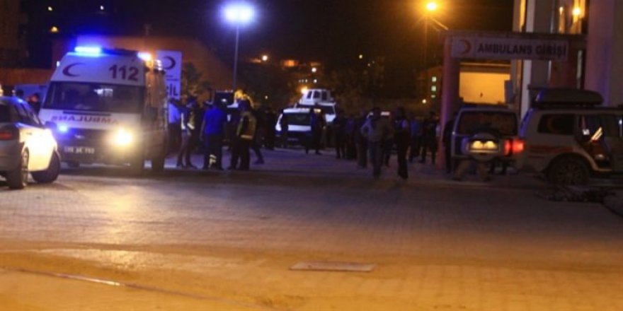 Çukurca’da Askeri Araca Roketatarlı Saldırı