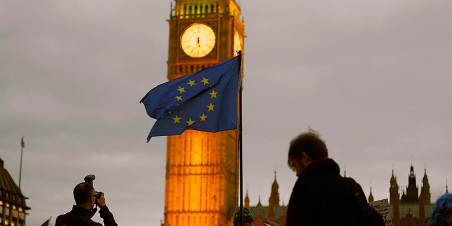 İngiltereliler Fransa Vatandaşı Olmak İstiyor