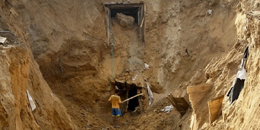 Mısır Cuntası Gazze Sınırında Yine Tünel Yıktı!