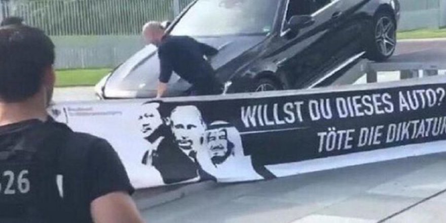 Türkiye'den Almanya'ya Pankart Notası