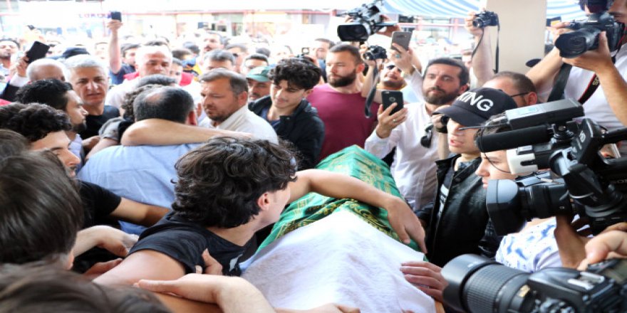 Sakarya Cinayeti Sadece Irkçı Bir Saldırı mı?