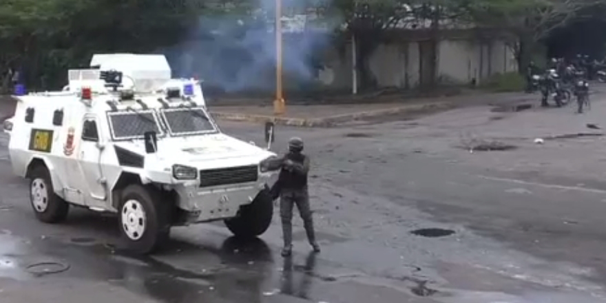 Venezuela’da Şiddet Tırmanıyor!
