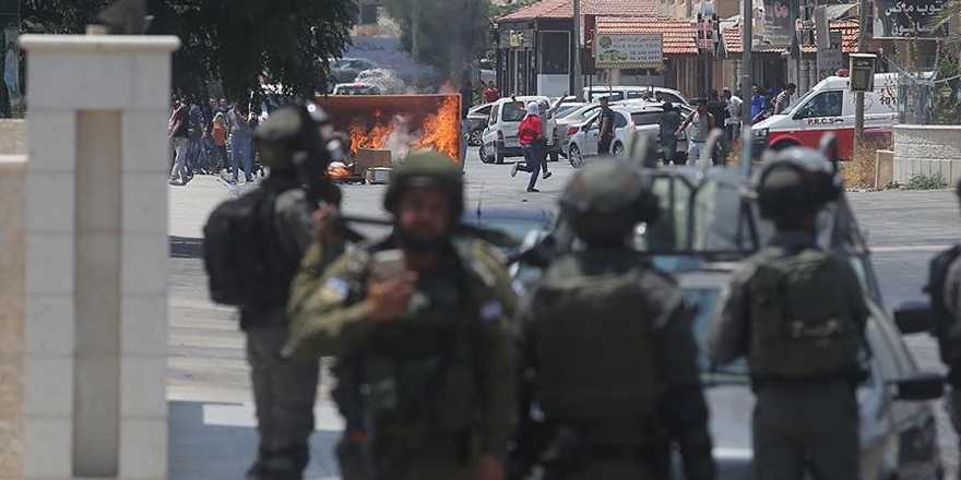 İşgalci Askerler Batı Şeria’daki Gösterilere Saldırdı!