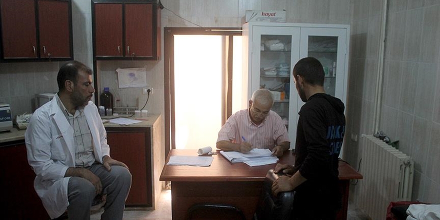 İdlib’de Savaş Mağdurlarına Ücretsiz Sağlık Hizmeti