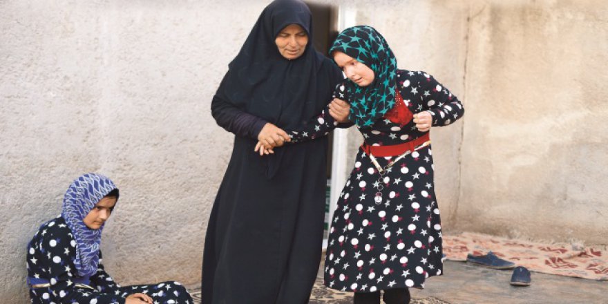 PYD/PKK Suriyeli Anneyi 3 Çocuğuyla Birlikte Evinden Etti