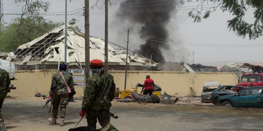 Nijerya'da Petrol Rafinerisine Saldırı: 4 Ölü