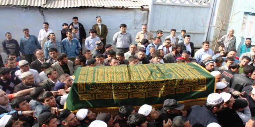 Tacikistan'da Cenazeye Katılma Kuralları Değişiyor