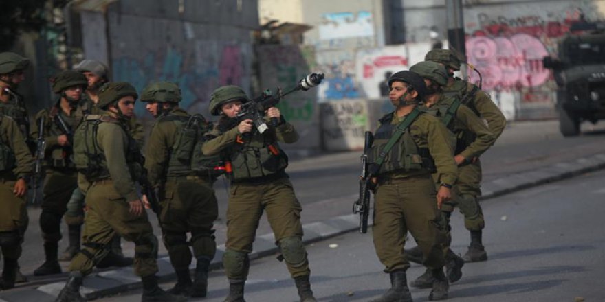 İşgal Güçleri 15 Filistinliyi Gözaltına Aldı