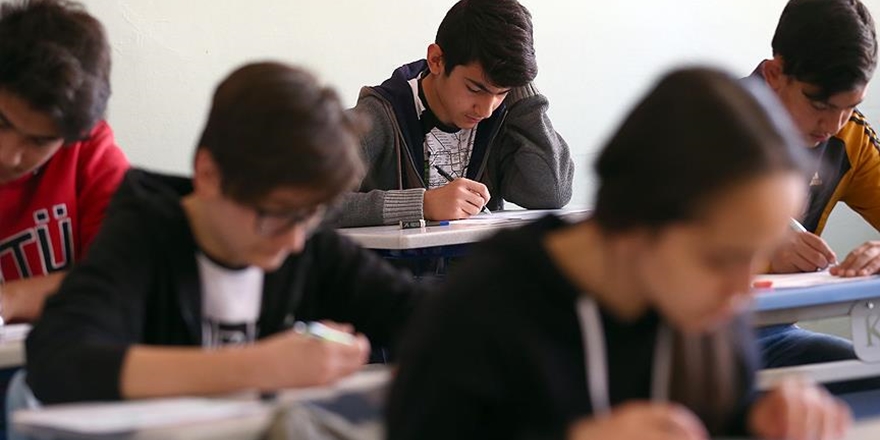 Özel Liseler MEB’in Merkezi Sınav Sonuçlarını Baz Alacak
