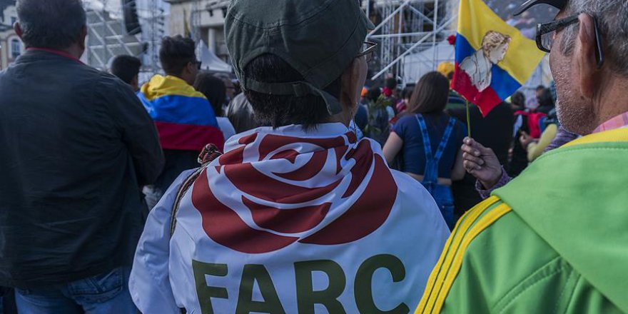 AB FARC'ı Terör Örgütleri Listesinden Çıkarttı