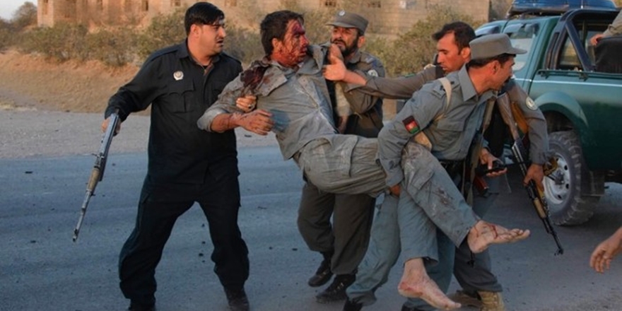 Taliban Nimruz’da Askeri Kontrol Noktasını Bastı: 9 Ölü!