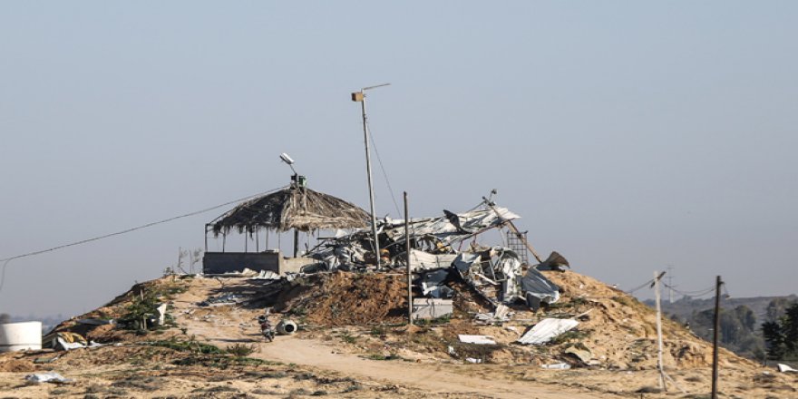 İşgalci İsrail'in Gazze Saldırısında 2 Kule Yerle Bir Oldu