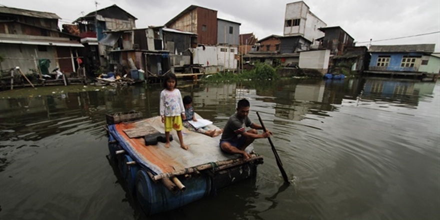 Endonezya’da Kasırga: 20 Kişi Hayatını Kaybetti