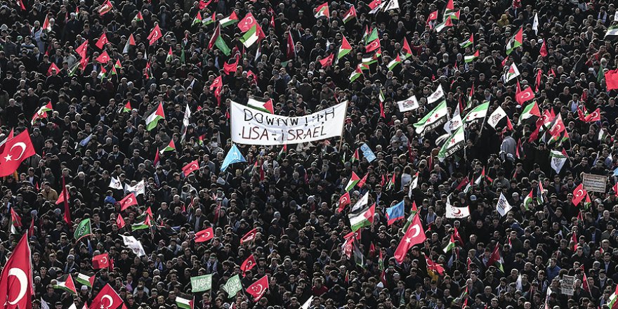 Saadet Partisi Yenikapı’da 'Kudüs İslam'ındır' Mitingi Düzenledi