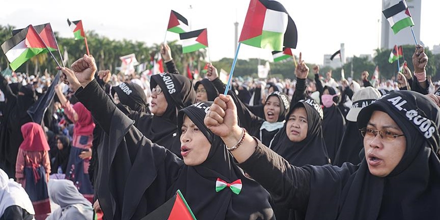 Endonezya’da On Binlerce Kişi Kudüs İçin Sokağa Çıktı!