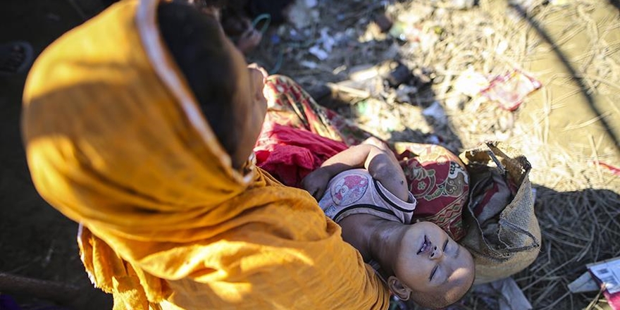 “Myanmar Askerleri Yüzlerce Arakanlıyı Vahşice Öldürdü”