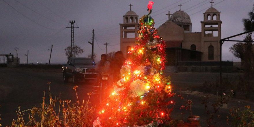 Suriyeli Muhaliflerden Hristiyanlara Noel Koruması