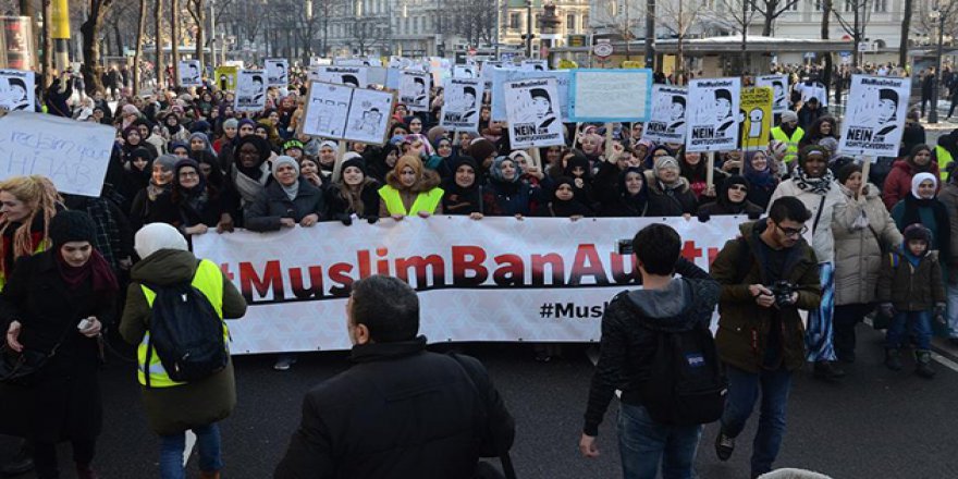 Avusturya’daki Müslümanları Zor Günler Bekliyor