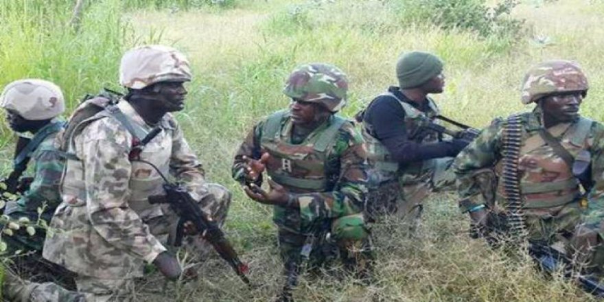 Nijerya'da Askeri Birliğe Silahlı Saldırı
