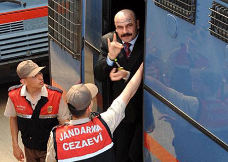 Ülkücü provokatör artık sokaklarda