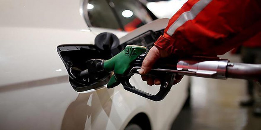 Benzine 8 Kuruş Zam Geldi 