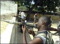 ABD: Somali'ye silah gönderdik