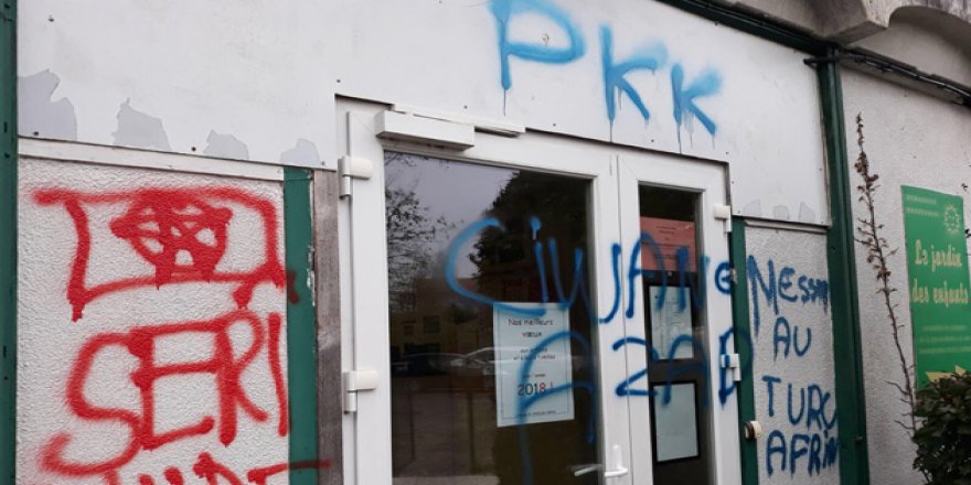 PYD/PKK Yandaşları Fransa'da Camiye Saldırdı