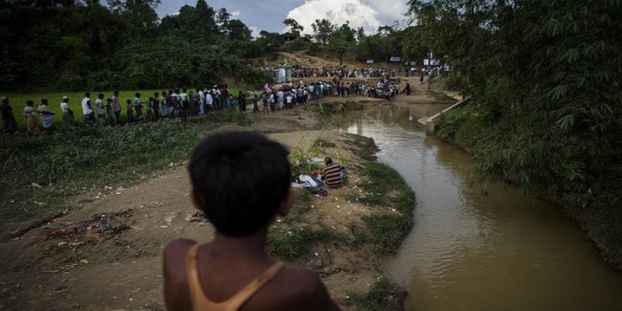 Myanmar’da Su Çi'nin Evine Molotof Kokteylli Saldırı